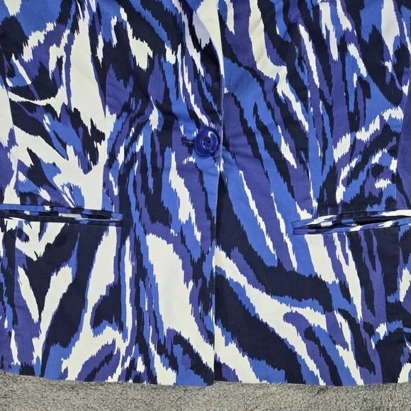 Chico's White Blue Abstract Animal Geo Blazer One Button Business Casual - Picture 5 of 10